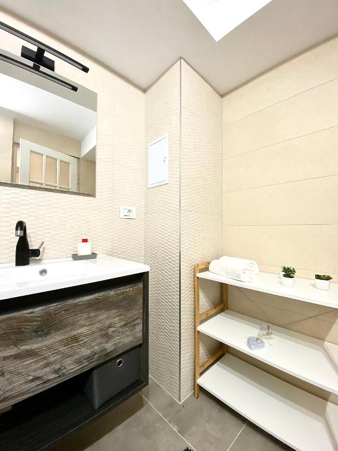 Barlog Appartement Braşov Buitenkant foto