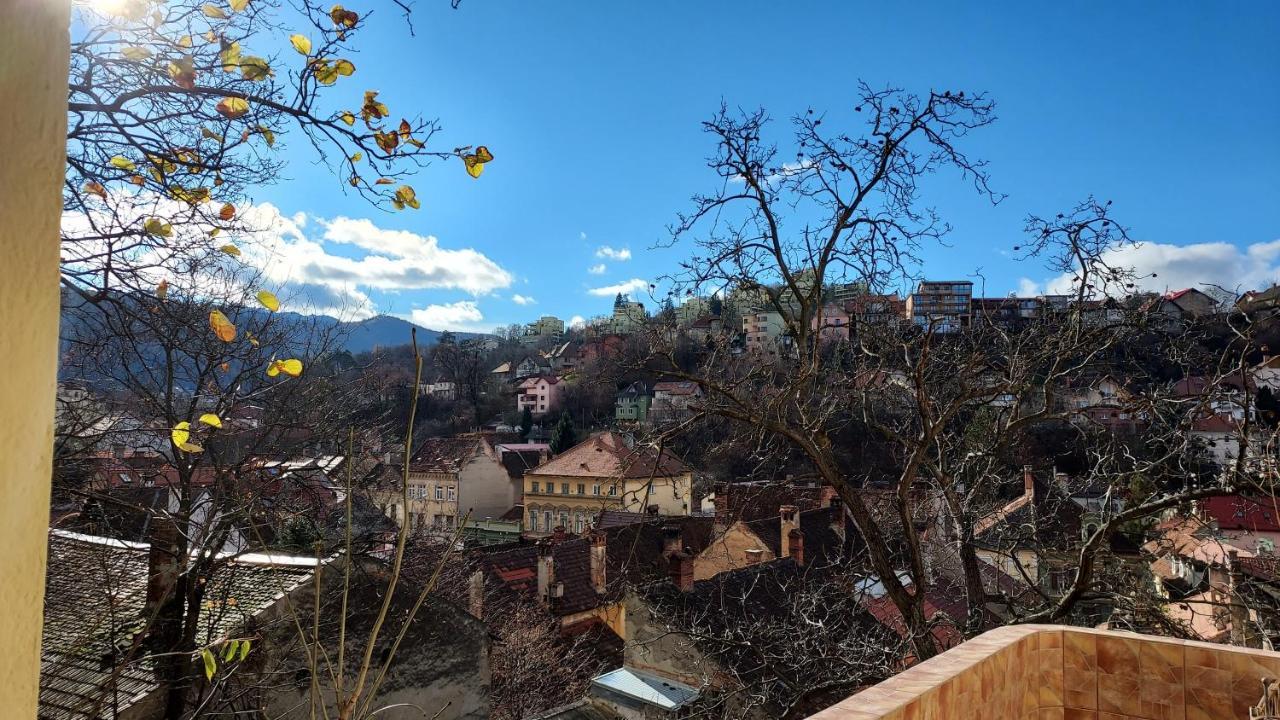 Barlog Appartement Braşov Buitenkant foto