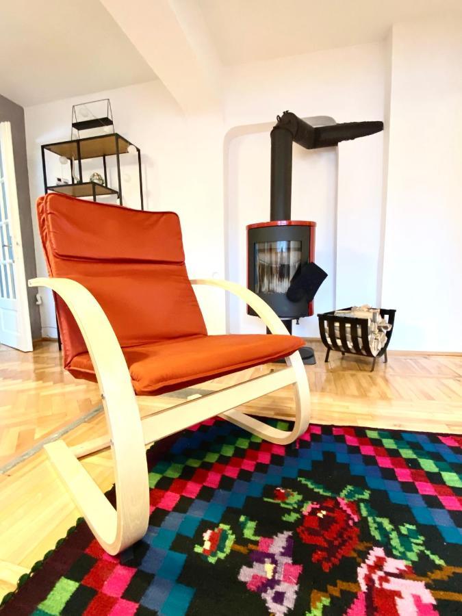 Barlog Appartement Braşov Buitenkant foto